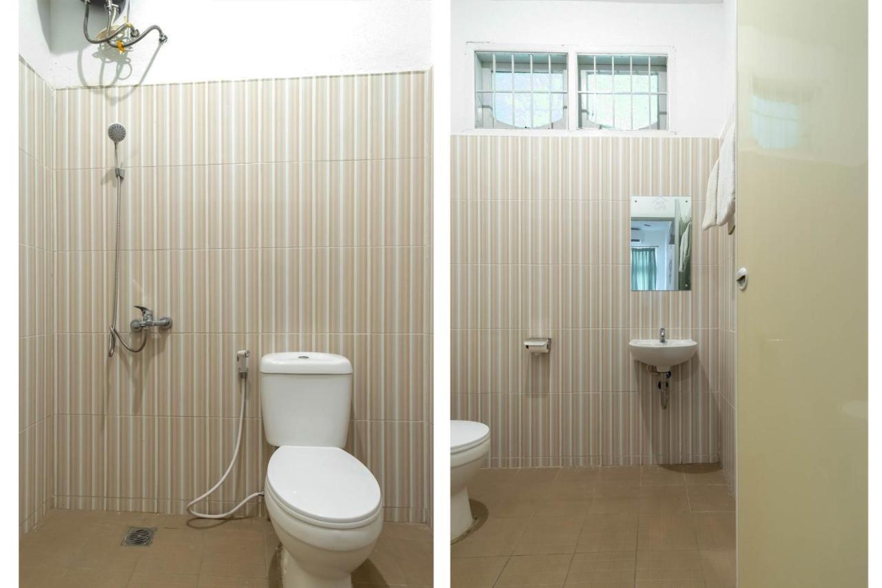 Hotel Oyo Living 2843 Raz House Syariah